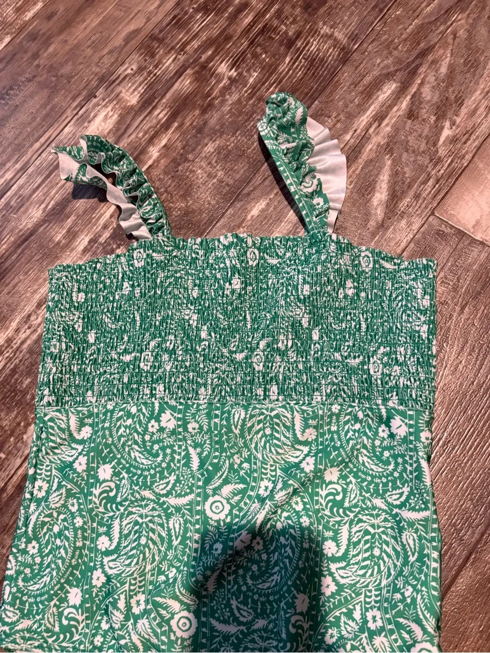 Crown & Ivy Kids Green and White Paisley One Piece Size 12